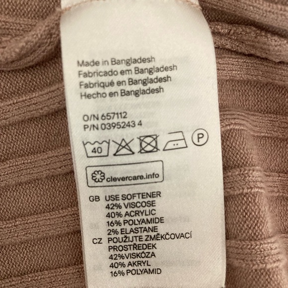 h&m light pink halter cropped top - Picture 4 of 4